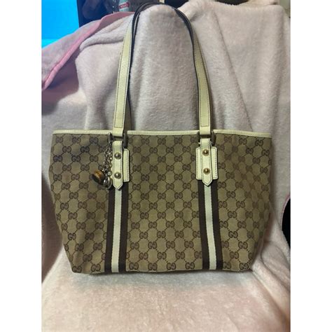 กระเป๋า gucci tote มือสอง